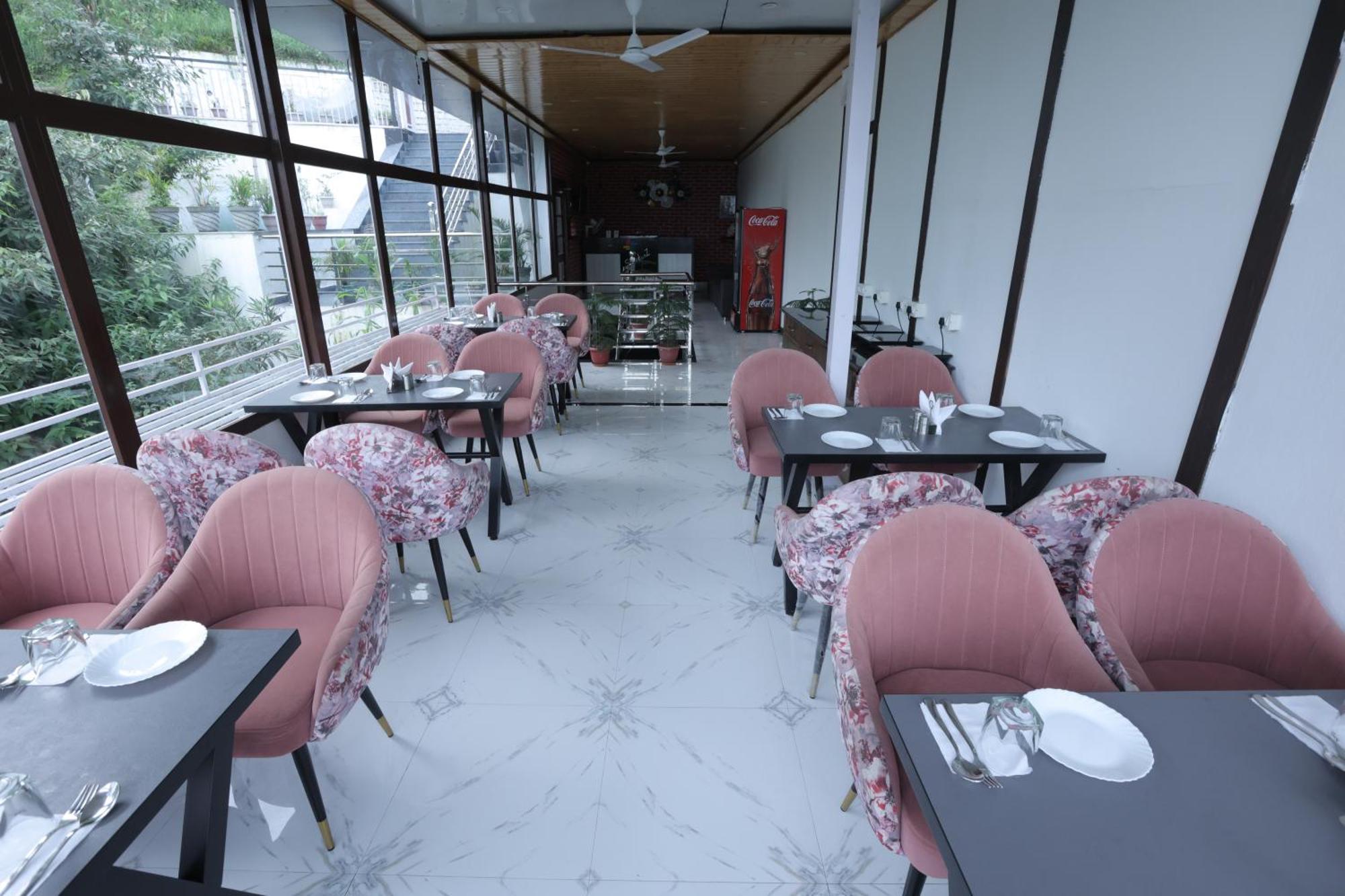 Studioz Paradise Hills Mussoorie Exterior photo